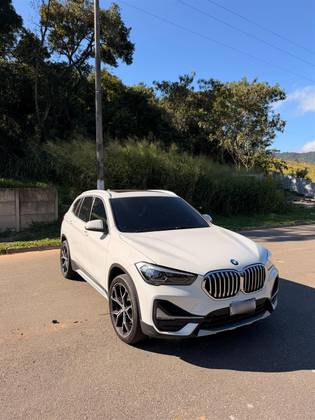BMW X1 2.0 16V TURBO ACTIVEFLEX SDRIVE20I X-LINE PLUS 4P AUTOMÁTICO